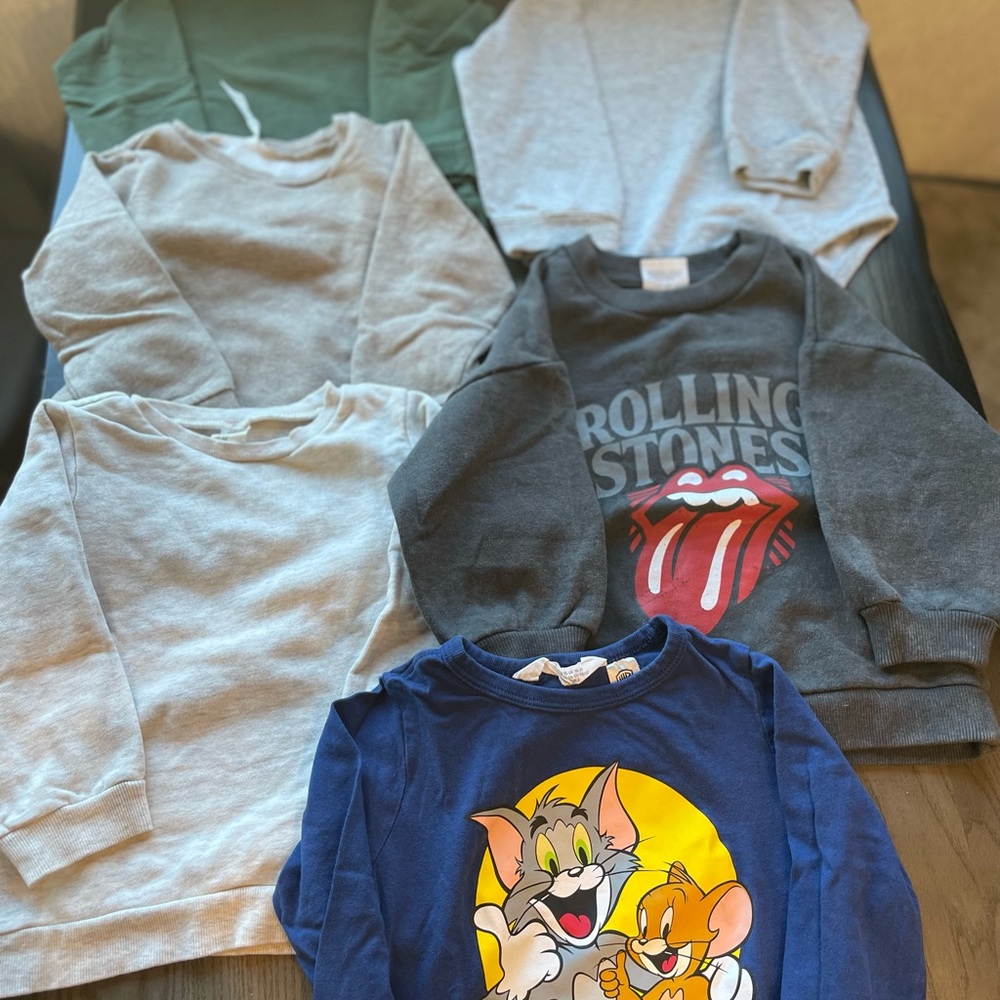 Nike Kids Gray and Blue Sweatshirts